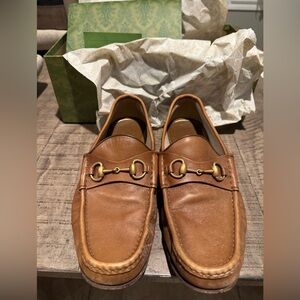 Gucci Men's Brown Leather Horsebit Loafers